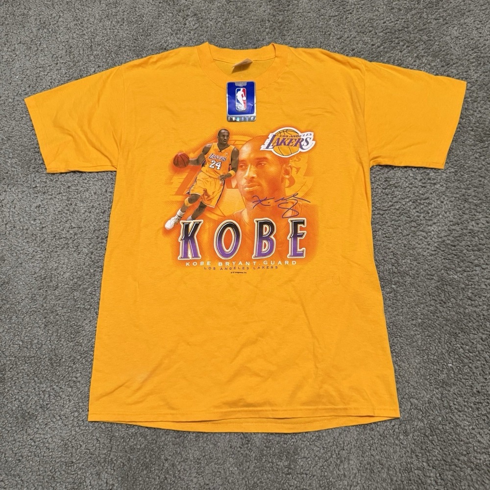 Vintage NWT Los Angeles Lakers Kobe Bryant T-Shirt Yellow Gold - Size L